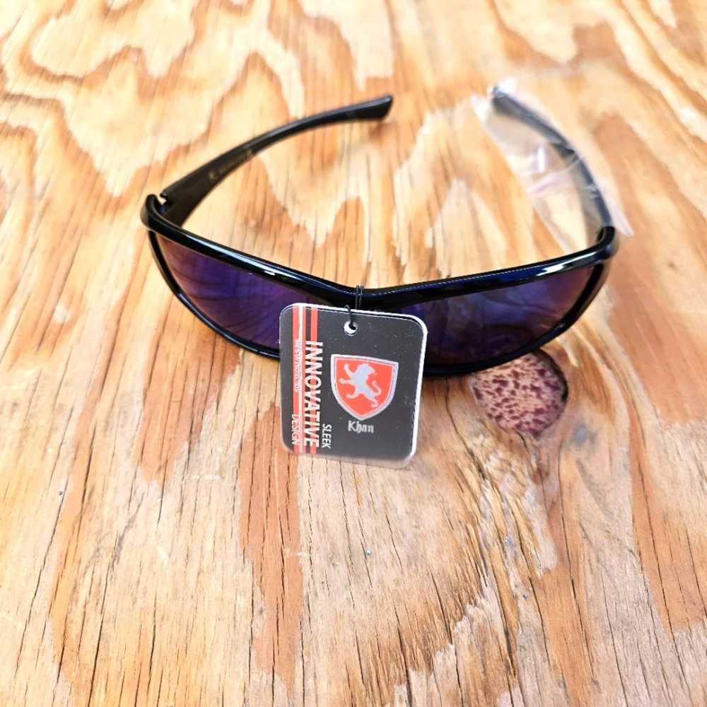 Stylish Black and Blue Sunglasses - Picture 13 of 13